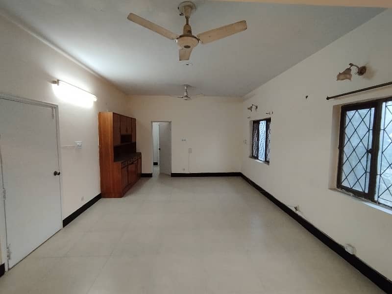 With Servant A Beautiful Upper Portion Is Available For Rent 2