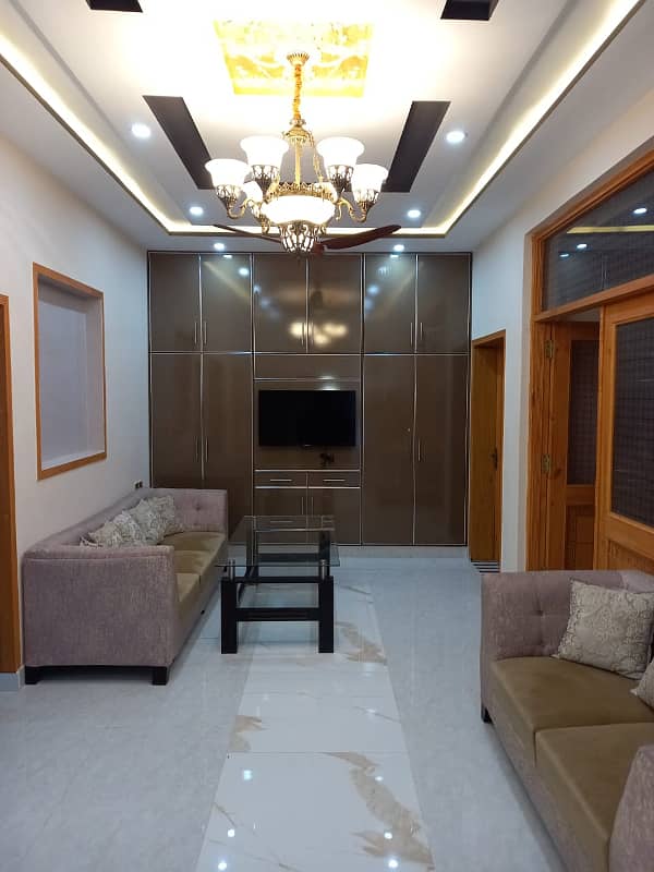 Luxurious Corner Haven: 5 Bedrooms, Attached Baths, Jinnah Ext Block, Bahria town, Lahore - Must Visit! only 3 crore 10 lac 10