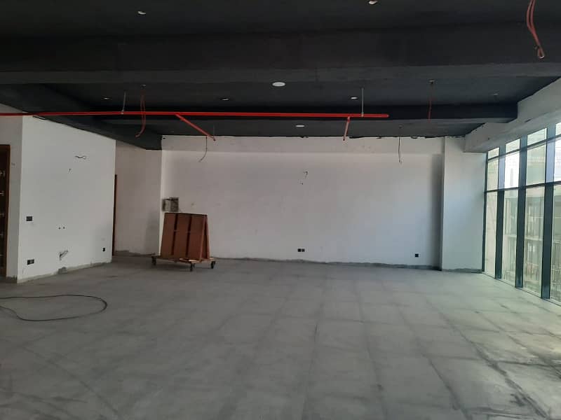 836 Square Feet Commercial Space For Office Available On Rent At Prime Location Of New Blue Area 11