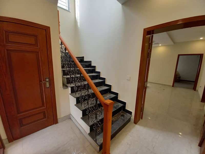 10 Marla Brand New Modern Design Beautiful Bungalow For Sale In Divine Garden New Airport Road 5