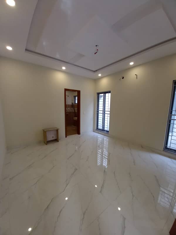 10 Marla Brand New Modern Design Beautiful Bungalow For Sale In Divine Garden New Airport Road 22