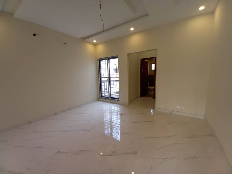 10 Marla Brand New Modern Design Beautiful Bungalow For Sale In Divine Garden New Airport Road 29