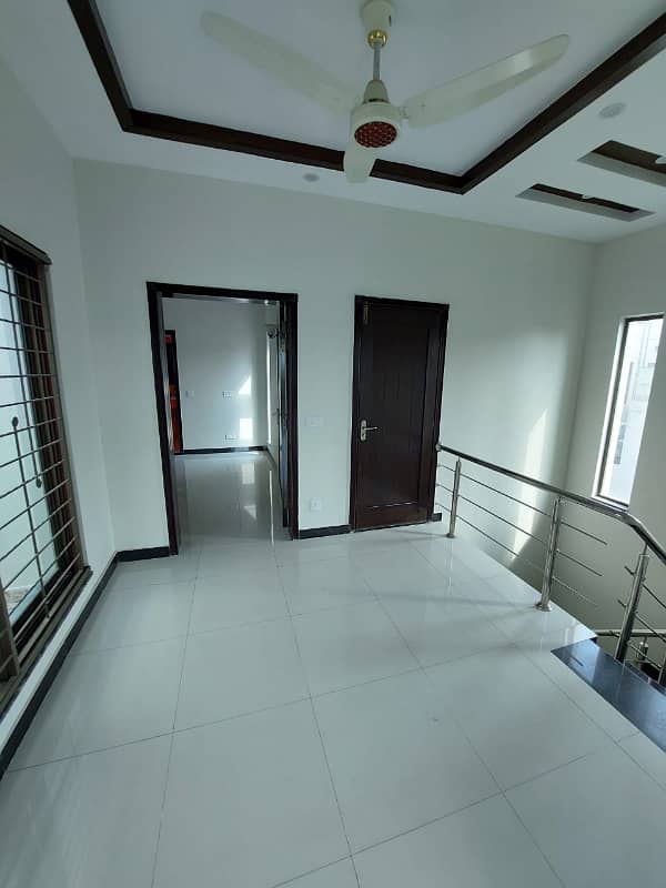 10 Marla Slightly Use Fully Renovated Beautiful Bungalow For Sale In DHA Phase 6 Lahore 24