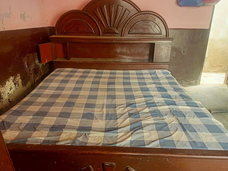 double bed 6*6 with matress 1