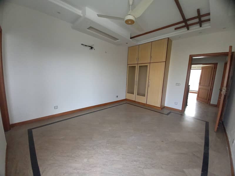 10 Marla Classic Design Beautiful Bungalow For Sale In DHA Phase 5 Lahore Cant 24
