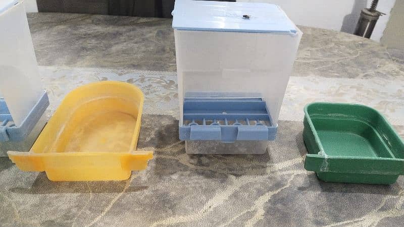 Birds cage, feeding pots and other accessories for sale 2