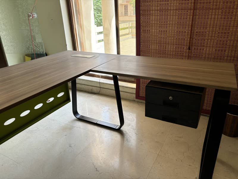 L-Shaped Office Computer Table (Interwood Mobel Made) with Staff Chair 3