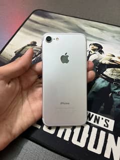 iphone 7 (2 months sim time)