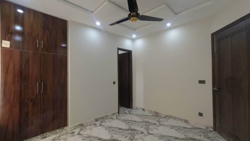Stunning And Affordable Prime Location House Available For Sale In Bahria Nasheman - Zinia 8