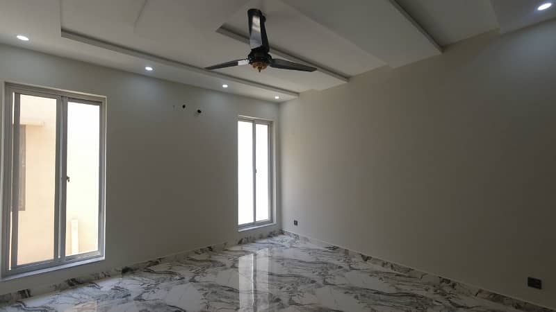 Stunning And Affordable Prime Location House Available For Sale In Bahria Nasheman - Zinia 23