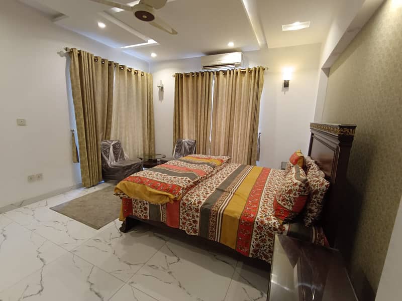 1 KANAL LIKE NEW FURNISHED HOUSE FOR RENT IN PHASE 5 8