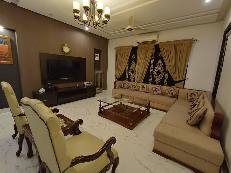 1 KANAL LIKE NEW FURNISHED HOUSE FOR RENT IN PHASE 5 9