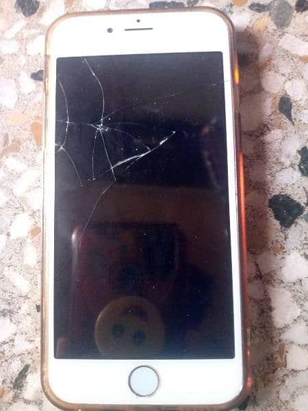 phone condition 10/9 jest tach damege iphone 6s 1