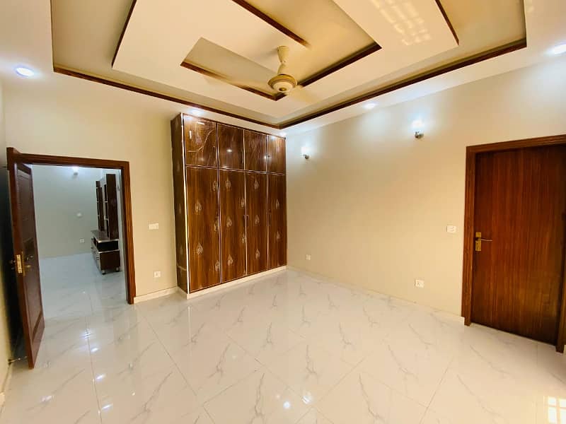 6 BEDS 12 MARLA BRAND NEW HOUSE FOR RENT LOCATED BAHRIA ORCHARD LAHORE 14