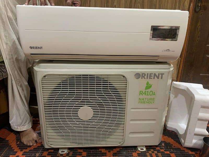 Split AC Orient Energy saver R410a gas wala urgent for sale. 4