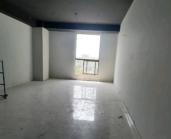 Prime Location 600 Square Feet Office available for rent in Main Boulevard Gulberg if you hurry 2