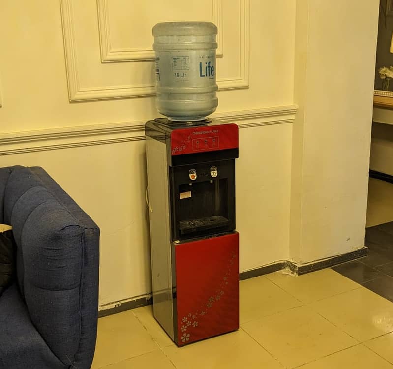Water Dispenser Changhong Ruba With Fridge Hot and Cool Glass Door 1