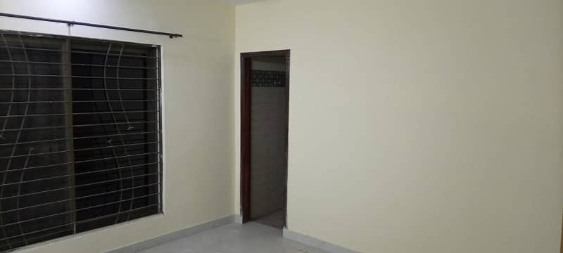12 Marla Furnished Lower Portion and Its Lock Option Available for Long-Term Rental in Gas Area - Chambeli Block! 20