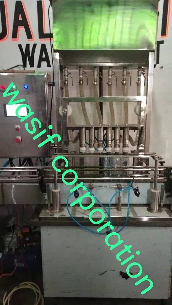 Auto Water Bottle Filling/Juice Filling machine 10