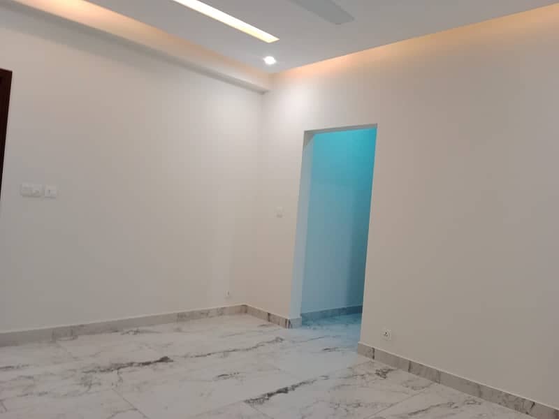 Brand New Apartment Available For Rent In Askari 11 Sec-D Lahore 11