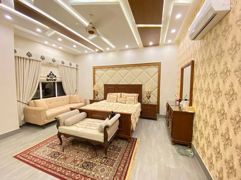 Luxurious 1 Kanal Upper Portion for Rent in Tulip Block - Fully Furnished! 15