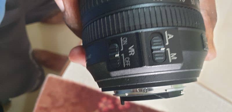 Nikon lense 18/140 mm brand new urgent sale 3