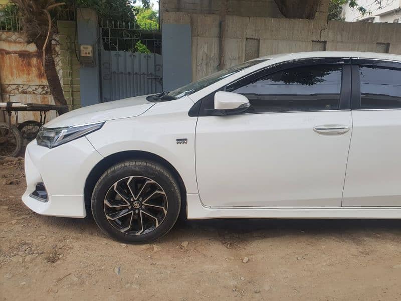 Toyota Altis Grande 2023 4G Black Interior A One Condition 3