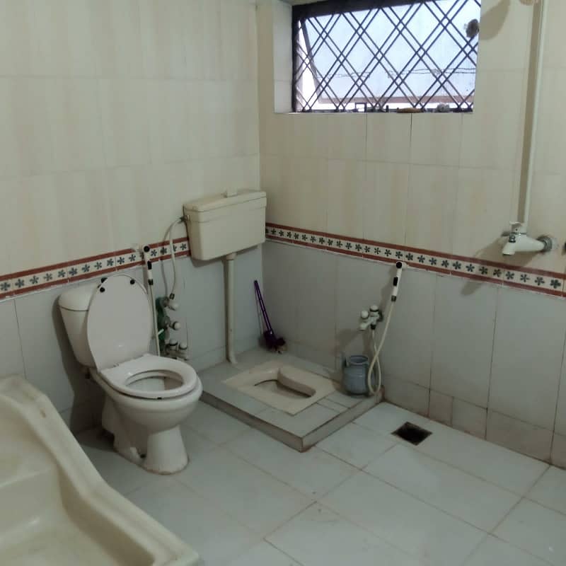 1 Kanal Lower Portion For Rent 26