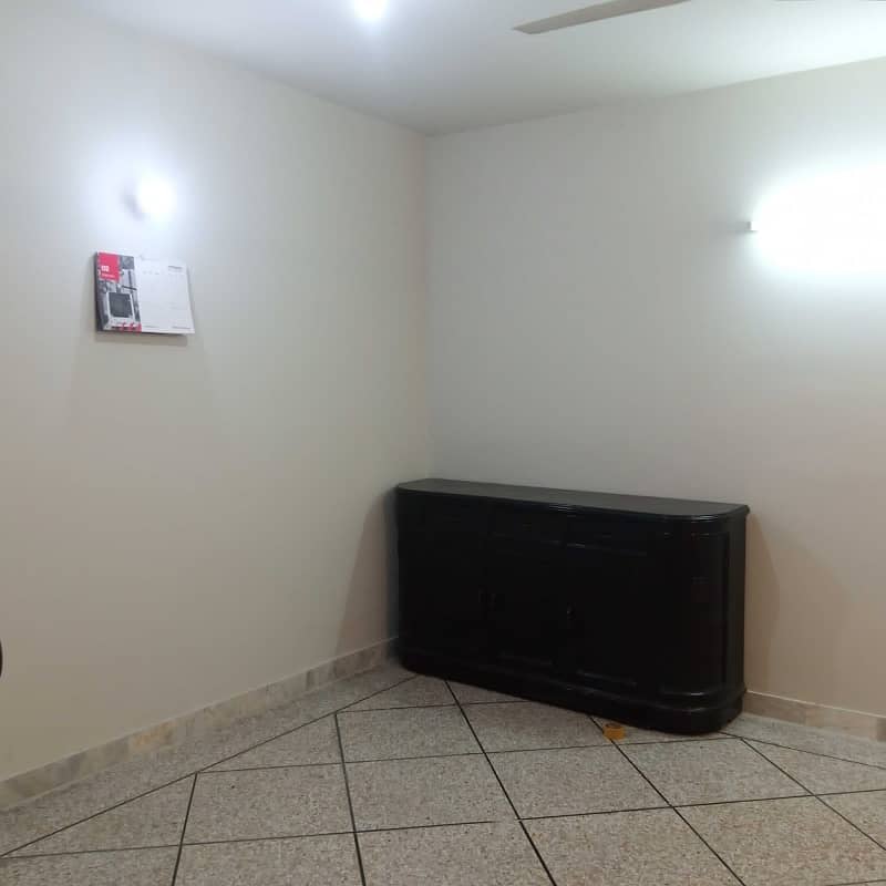 1 Kanal Lower Portion For Rent 29