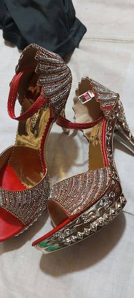 bridal shadi heel size 9. . 2