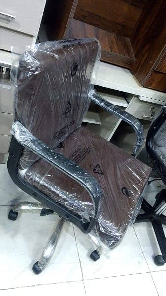 office revolving chairs/Interwood/Chairister Brand/ 7