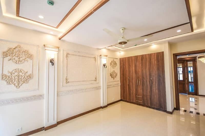 In Lahore You Can Find The Perfect House For sale 2