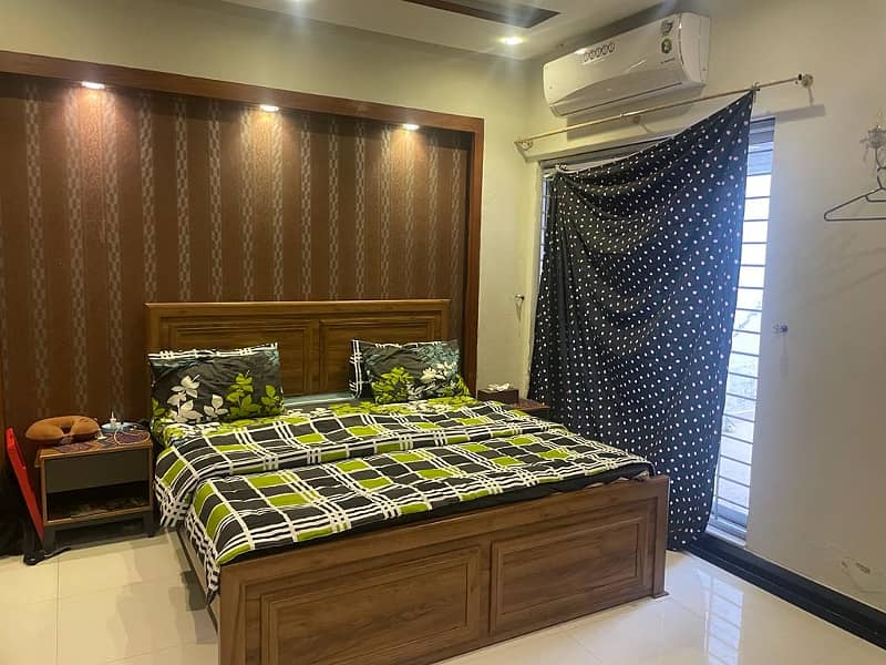 Exclusive. . . . 10 Marla Lavish House with 4 Bedrooms for Rent in DHA Phase 6 | 2