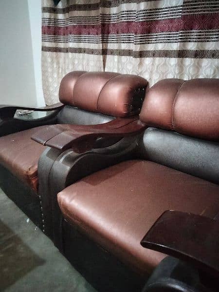 Sofa & Chairs 2