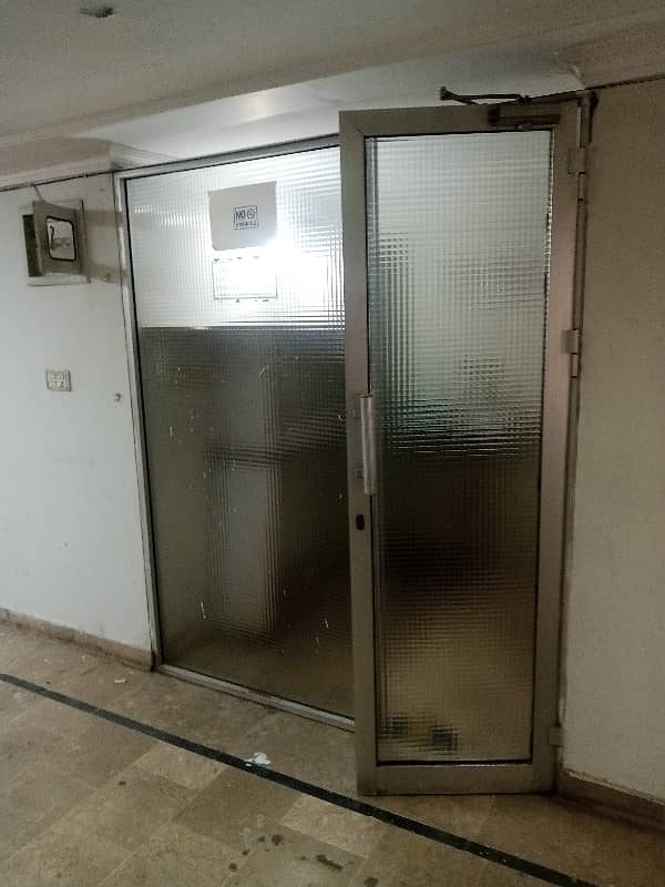 Mezzanine floor office use 1 chamber with wash room kichan in DHA phase 2 ext 3