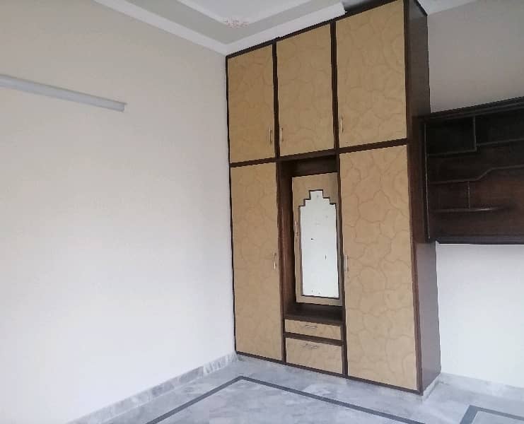 Well-constructed House Available For rent In Johar Town 3