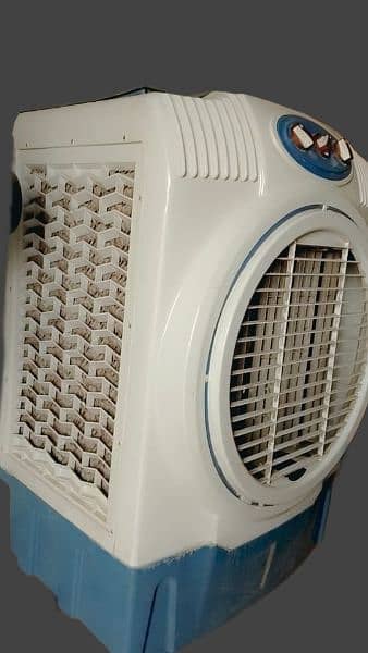 Air cooler fan with free 4 (four) gel bottles 1