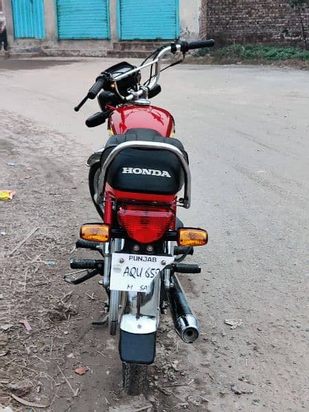 Honda cd 70 8