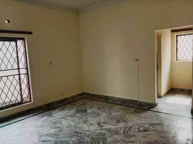 One Kanal Upper Portion House For Rent in DHA Phase 4 Lower Portion Lock. 12