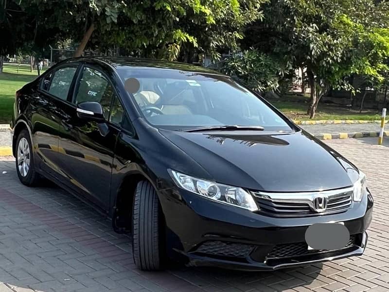 Honda Civic Manual Transmission 2014 Model in Excellent Condition 0