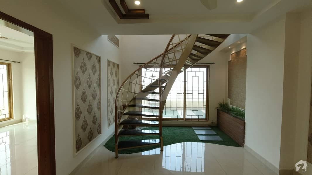 Brand New 3 Bed Penthouse For Sale In Askari 11 Lahore 23