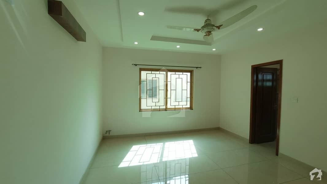 Brand New 3 Bed Penthouse For Sale In Askari 11 Lahore 38