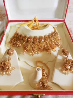 Jewelry set for Engagement in quite new condition