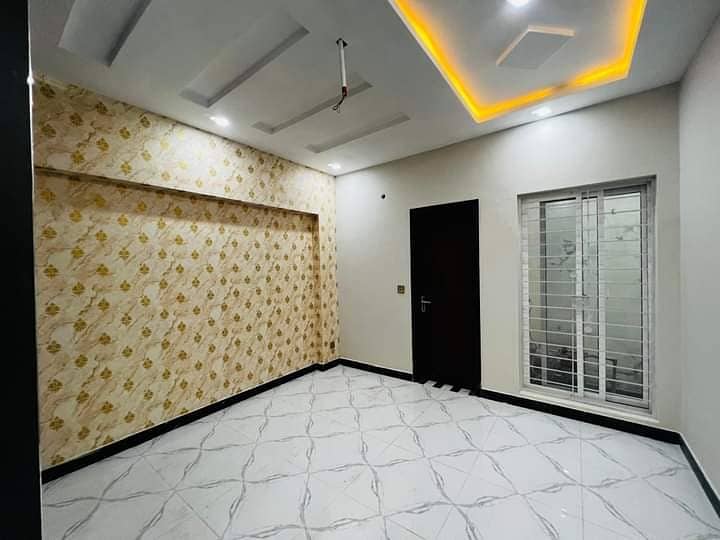 Brand New 4 Marla House For sale In Central Park - Block B Lahore 8