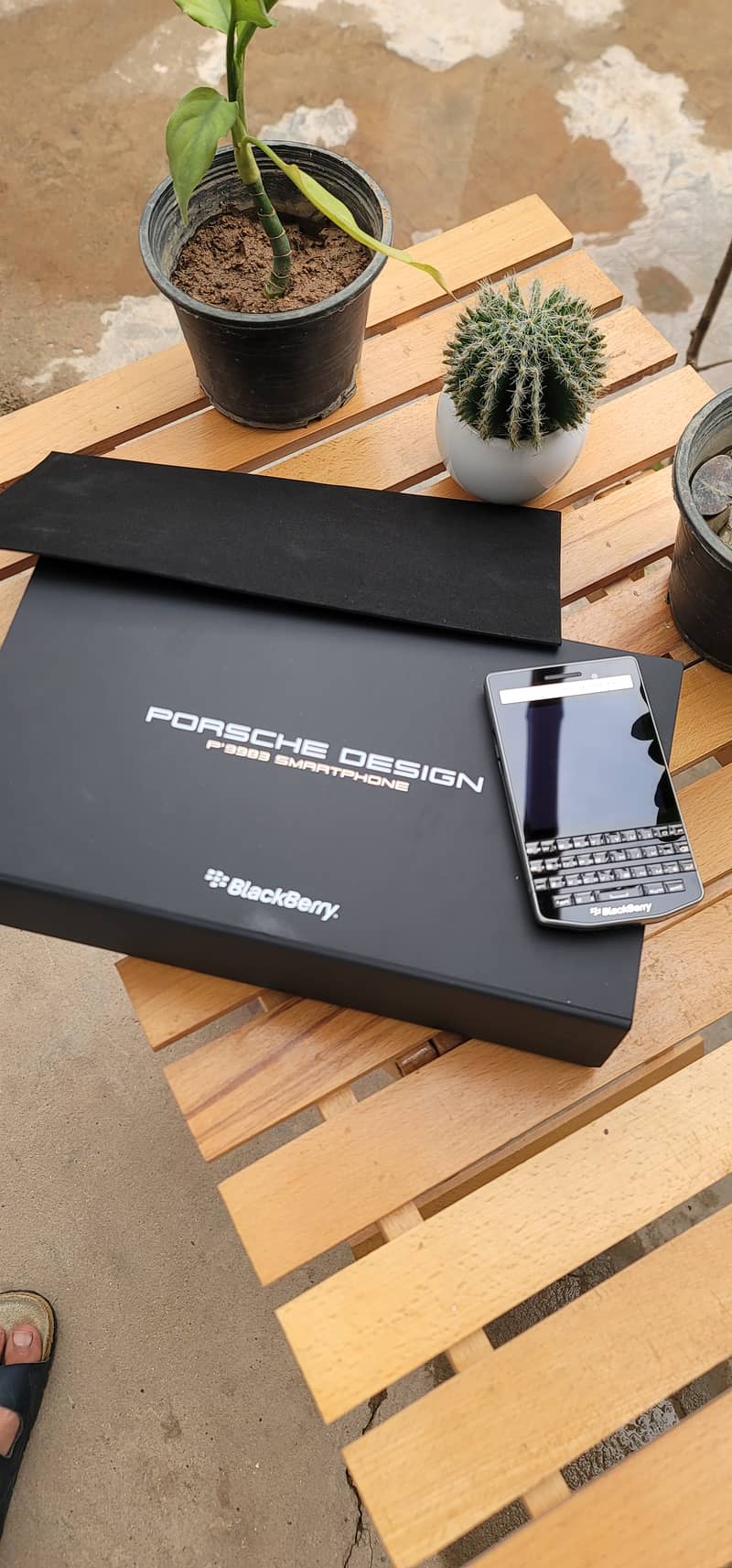 Blackberry porche design New phone (PTA OFFICIALAPPROVED) 10