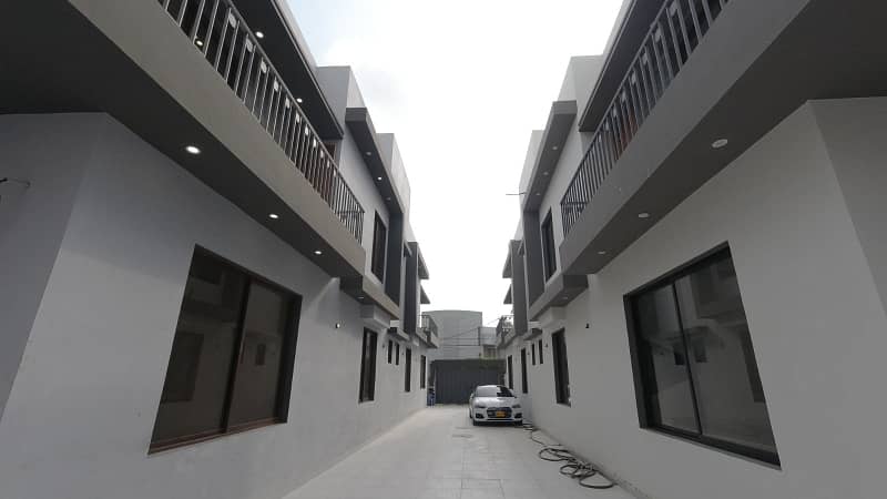 Brand New Town House 250 Sqyrd Available For Sale In Pechs Main Ferozabad Road 2