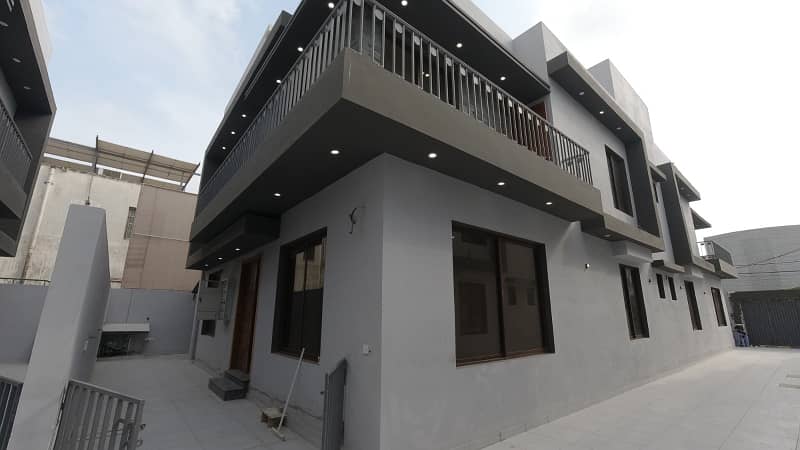 Brand New Town House 250 Sqyrd Available For Sale In Pechs Main Ferozabad Road 4