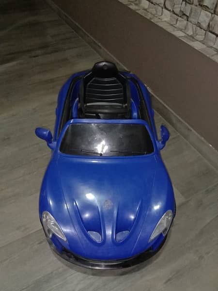 Kids Electric Car in Excellent Condition 2