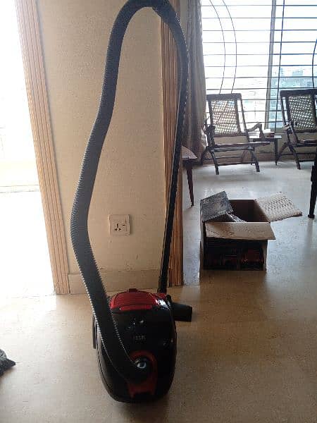 Vacuum Cleaner Brand New 4