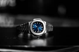  Patek Philippe Nautilus Watch - Authentic, Mint Condition, Geneva